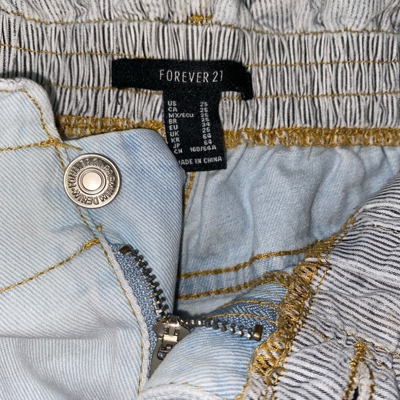 Ruffle Shorts - Picture 4 of 6